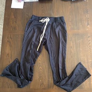 Fear of God black pants w/zipper bottom size Large